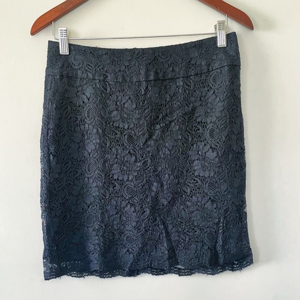 Banana Republic Black Lace Mini Pencil Skirt Size 4 EUC